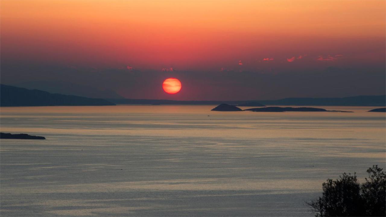 Вилла Aegina Colors Sfentouri Экстерьер фото